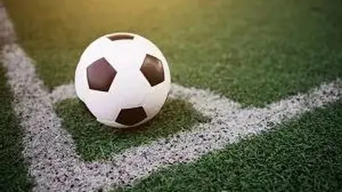 苍井空分享亲子照引争议：宝宝父亲身份成谜