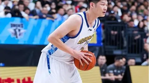 独家爆料：前申花铁卫艾迪-弗朗西斯华丽转身，加盟中甲劲旅宁波队！